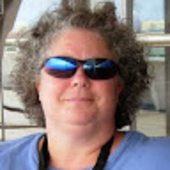 Meet your Posher, Melissa - Picture 1 of 1